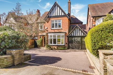 5 bed property, in Somerville Road, £1,100,000