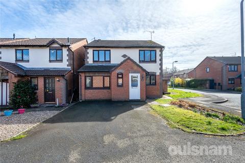 4 bed property, in Mill Brook Drive, £345,000