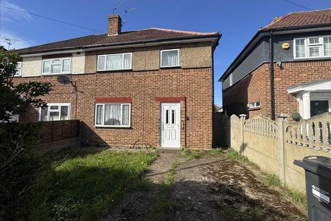 3 bed property, in Dudley Road, £460,000