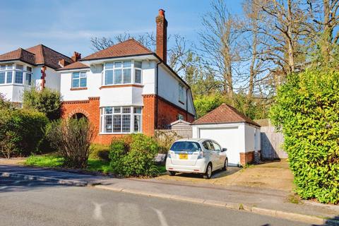 3 bed property, in Chetwynd Drive, £500,000