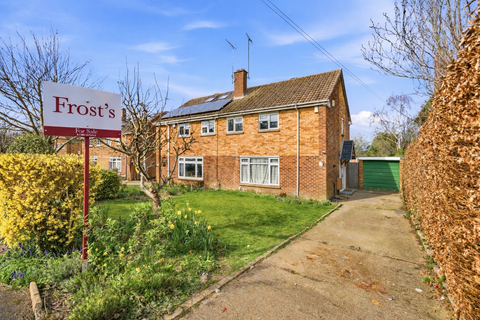 3 bed property, in Garrard Way, £600,000