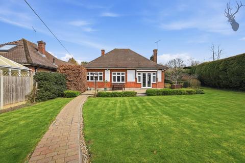 2 bed property, in Stapleford Road, £700,000