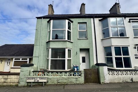 3 bed property, in Greenfield Terrace, £135,000