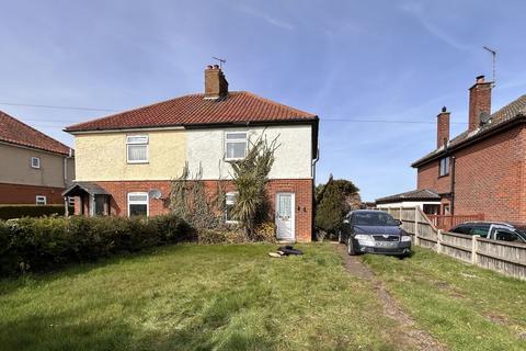 3 bed property, in Reedham, £185,000