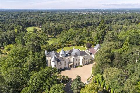 6 bed property, in St George's Hill, £7,950,000