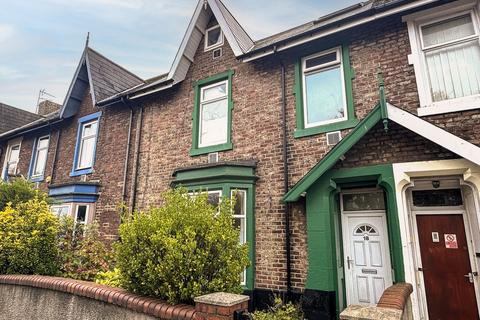 5 bed property, in Tunstall Terrace, £160,000