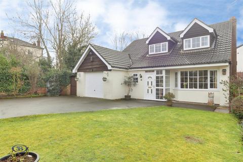 4 bed property, in Barleycroft Terrace, £450,000