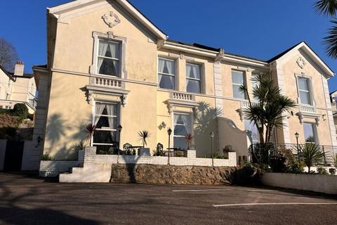 Studio, in Freehold 7 Bedroom Guest House Located In Torquay, £549,950