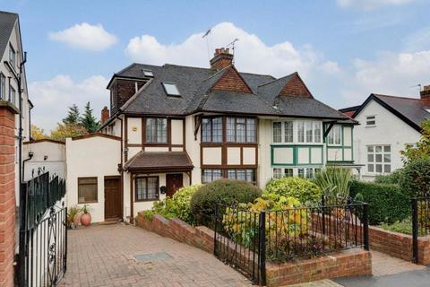 5 bed property, in Basing Hill, £1,650,000