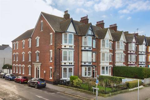 5 bed property, in Central Parade, £860,000