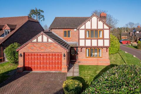 4 bed property, in Fletcher Drive, £875,000