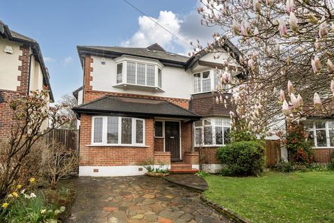 5 bed property, in Highfield Drive, £1,300,000