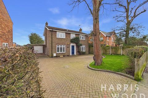 4 bed property, in Chapel Road, £600,000