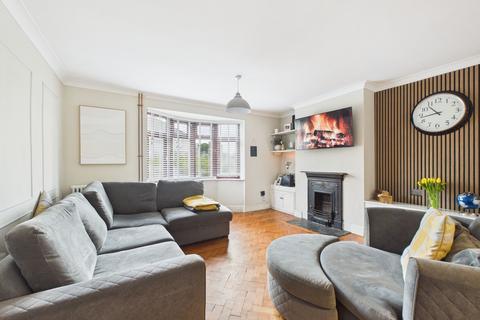 3 bed property, in 22 Prendergast, £175,000