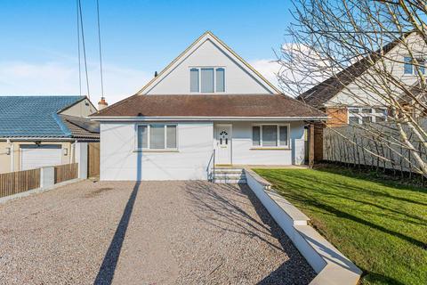 4 bed property, in Clearway, £750,000