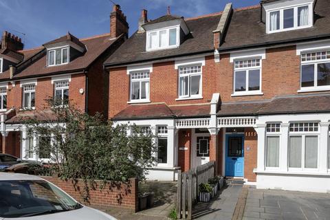 6 bed property, in Grove Park, £1,750,000