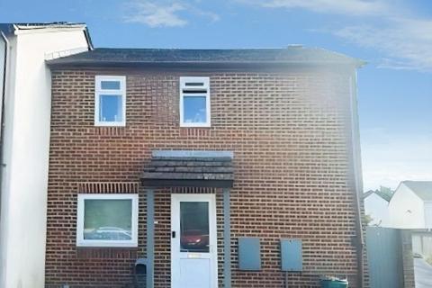 2 bed property, in Templers road, £190,000