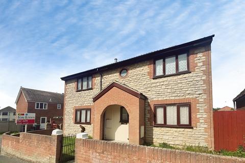 4 bed property, in Putton Lane, £350,000