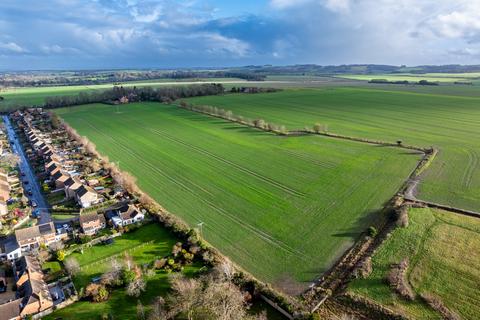 Land, in Springfield Road, £25,000