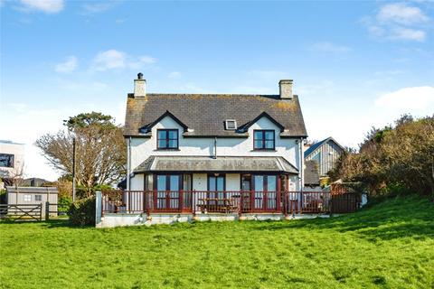 3 bed property, in Gwbert, £399,000
