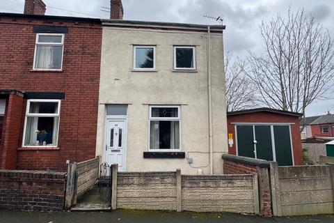 3 bed property, in Hindley, £130,000
