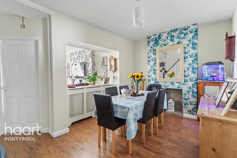 3 bed property, in Tranch Road, £240,000