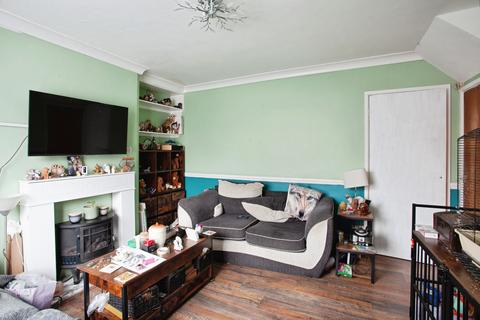 3 bed property, in Shelley Drive, £144,995
