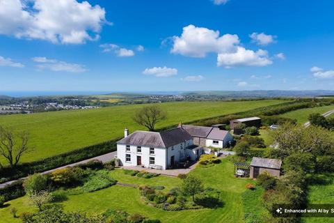3 bed property, in The Ridgeway, £669,950