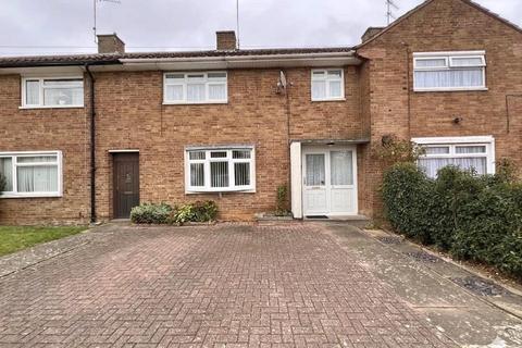 3 bed property, in Woodside Way, £210,000