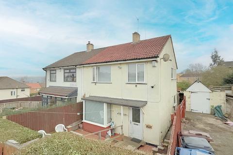 3 bed property, in Orchard Grove, £120,000