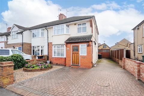 3 bed property, in Suncote Avenue, £375,000