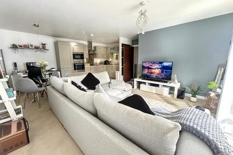 2 bed property, in Worsdell Drive, £175,000