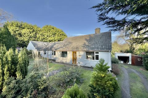 5 bed property, in Carnkief, £707,500