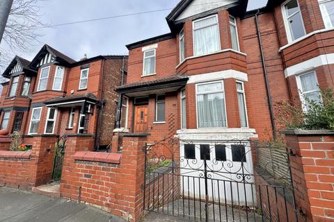 3 bed property, in Milwain Road, £400,000