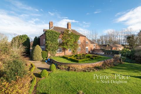 7 bed property, in Dodecote Drive, £1,250,000