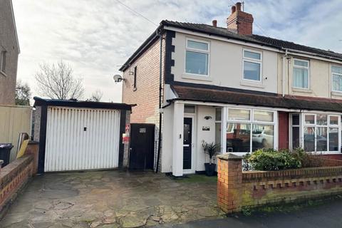 3 bed property, in Harcourt Road, £80,000