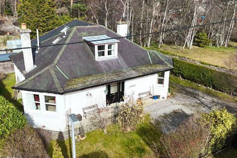 4 bed property, in Lyndale, £295,000