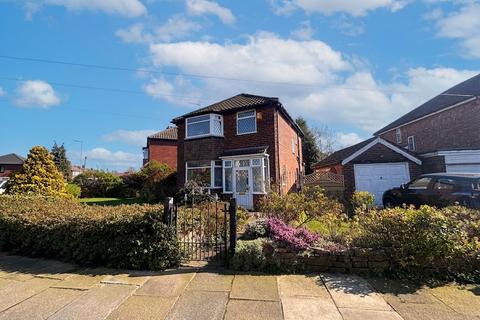 3 bed property, in Edenfield Lane, £400,000
