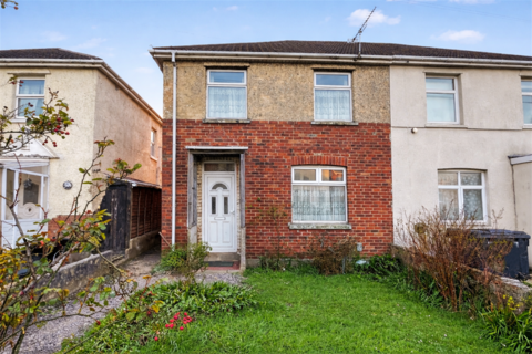 3 bed property, in Kinson, £285,000