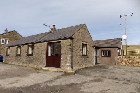 4 bed property, in Booth Farm, £350,000