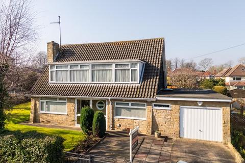 4 bed property, in Lee Orchards, £550,000