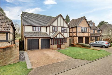 5 bed property, in Cypress Grove, £1,000,000