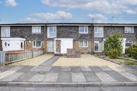 2 bed property, in Winshields, £110,000