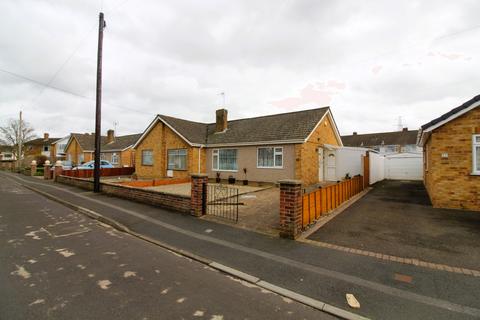 2 bed property, in 53 Warwick Avenue, £210,000