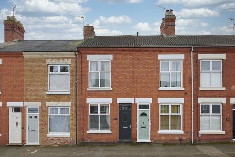 3 bed property, in Hearth Street, £240,000