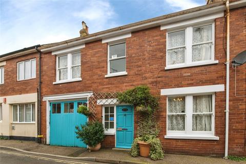 6 bed property, in Upper Church Street, £525,000