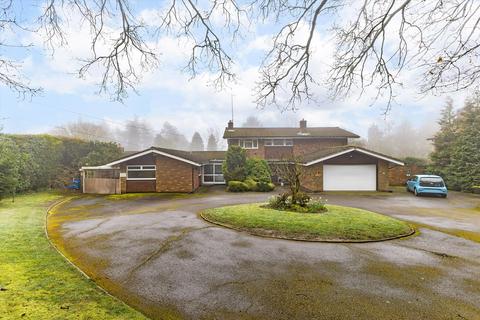 5 bed property, in Cherry Hill Road, £1,500,000