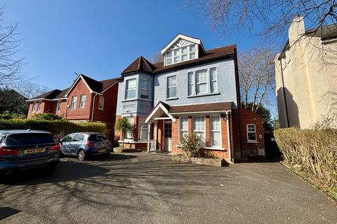 6 bed property, in Edward Road, £2,200,000