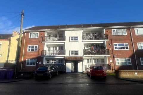 2 bed property, in Flat 35, £45,000