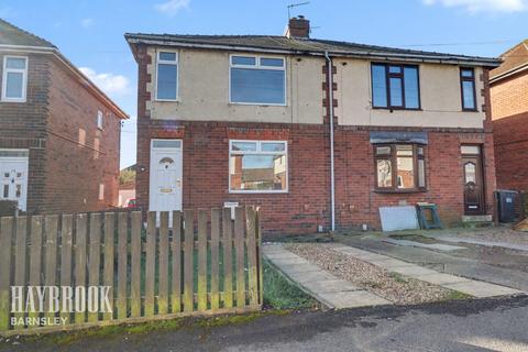 3 bed property, in Cooper Road, £150,000
